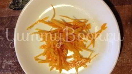 круассаны с шоколадом и апельсиновой цедрой