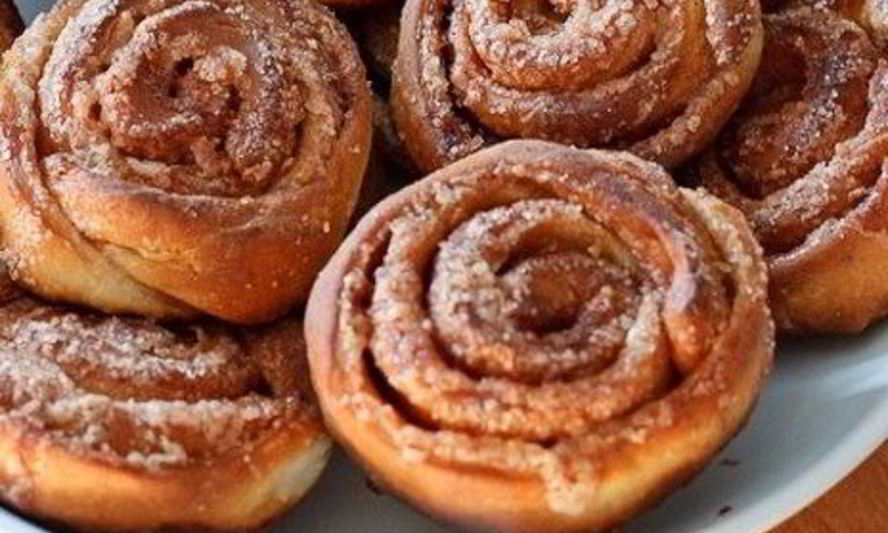 Рецепт плюшки с корицей и мускатным орехом