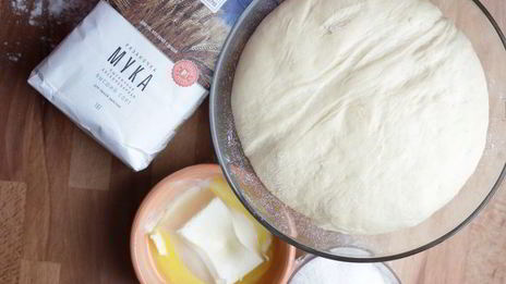 плюшки сахарные