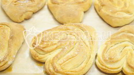 сдобные булочки плюшки