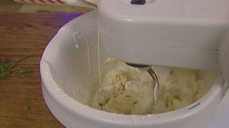 сливочные булочки с малиной