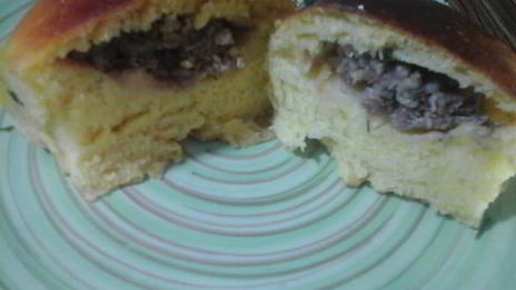 тыквенно-чесночные пампушки с мясной начинкой