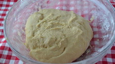 тыквенные булочки с чесночной начинкой