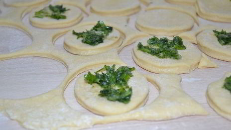 тыквенные булочки с чесночной начинкой