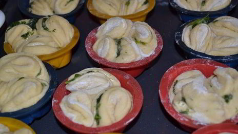 тыквенные булочки с чесночной начинкой