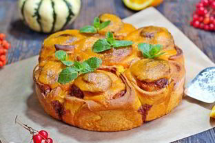 Тыквенные булочки с корицей