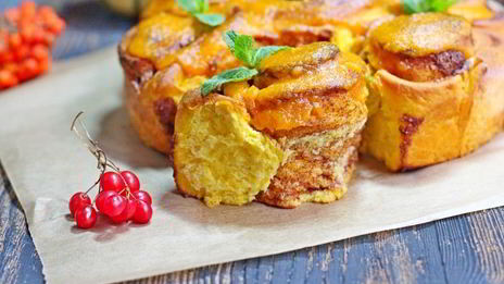 тыквенные булочки с корицей