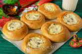 Ватрушки из дрожжевого теста с творогом
