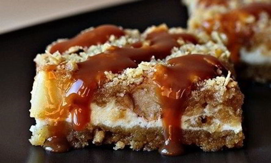 Рецепт чизкейк с хлопьями и яблоком