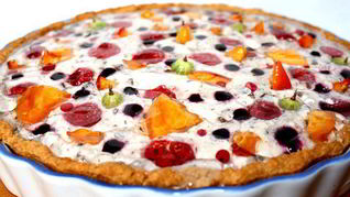 Чизкейк с шоколадом и летними ягодами