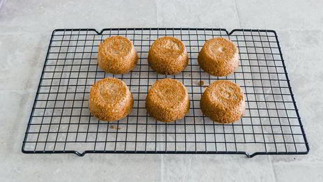 мини-чизкейки с малиной