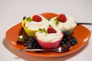 Мини-чизкейки с ягодами