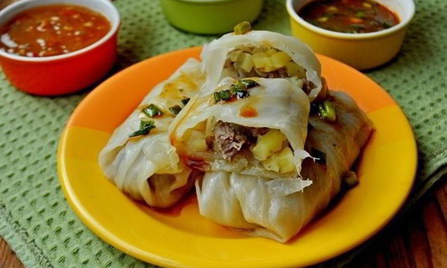 Рецепт капустные конвертики со свининой и овощами