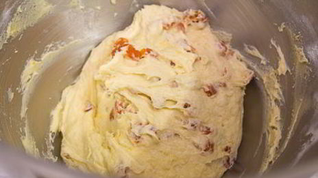 апельсиновый кекс с курагой