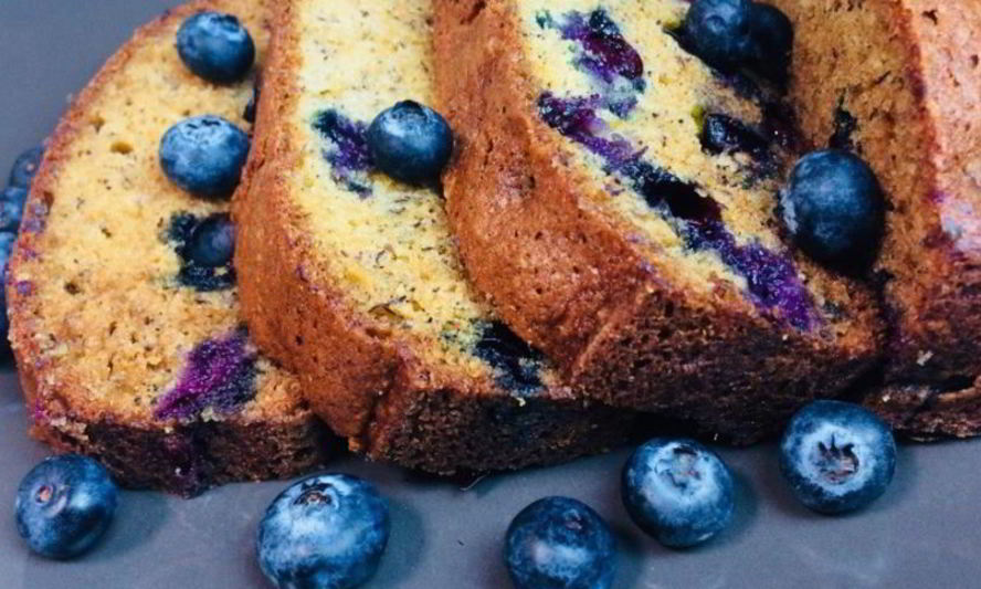 Рецепт банановый кекс с голубикой на растительном масле