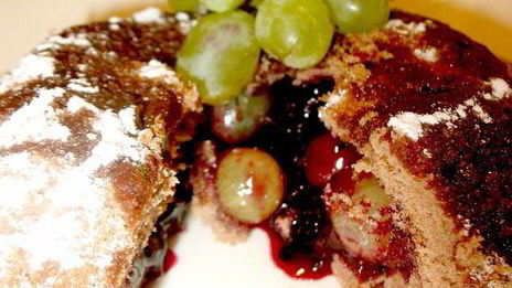 бисквитный кекс с виноградом