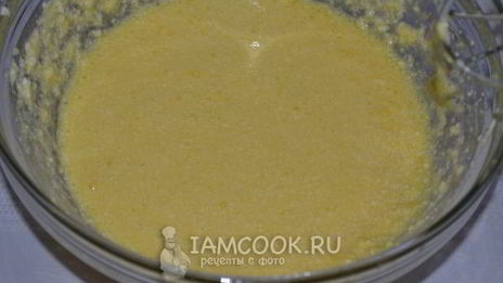 капкейки с карамельно-сливочным кремом и орехами