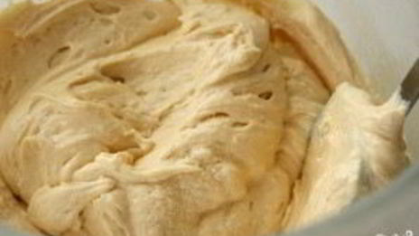 капкейки с молочной карамелью и кремом