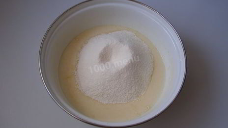 кекс ореховый на сметане и кефире