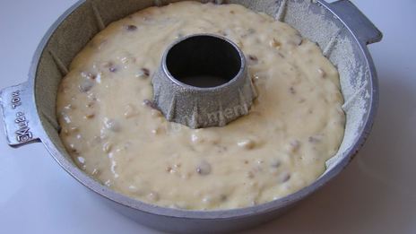 кекс ореховый на сметане и кефире