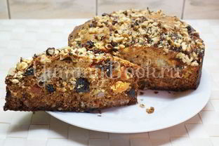 Кекс ореховый с сухофруктами