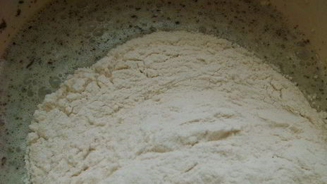 кекс с оливками, горгонзолой и прованскими травами