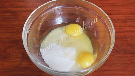 кекс с вареньем