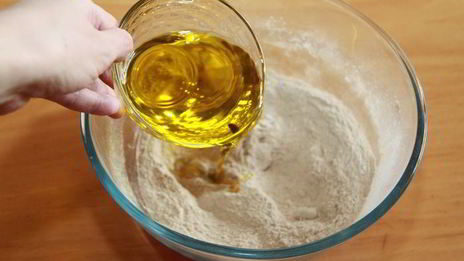 кекс вишня-кэроб