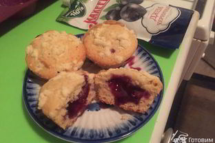 Кексики с черничным джемом
