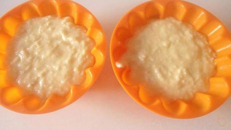 кокосовый кексик в апельсиновой глазури