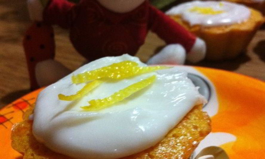 Рецепт морковные капкейки с лимонной глазурью