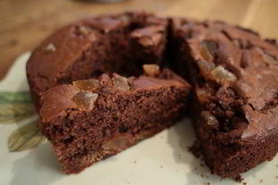 Шоколадный кекс с инжиром и имбирем