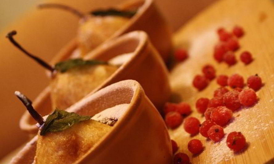 Рецепт шоколадные кексы с грушами и сливочным сыром