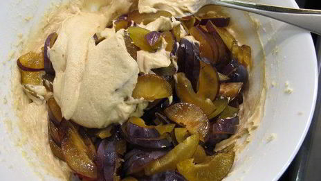 сливовый кекс