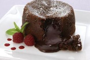 Теплый шоколадный кекс