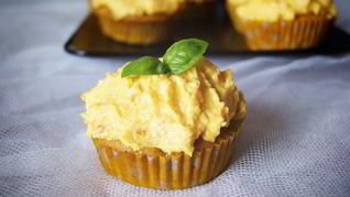 Тыквенные кексы с морковным кремом