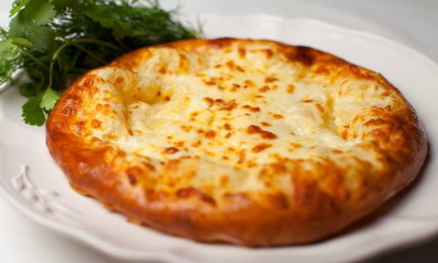 Рецепт хачапури по-тбилисски с сулугуни