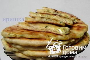 Хачапури с сыром и вареным яйцом