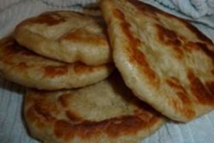 Хачапури с сыром сулугуни