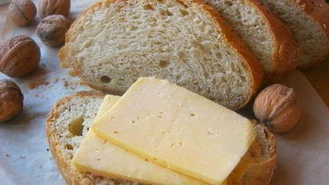 деревенский ржаной хлеб