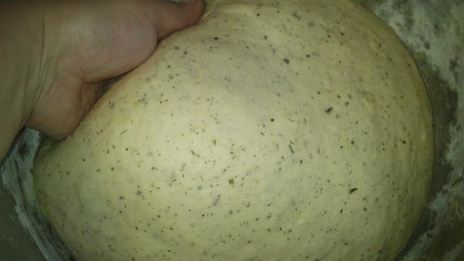 хлеб чесночный с базиликом