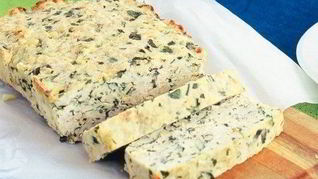 Хлеб из куриного фарша с базиликом