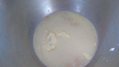 хлеб с чаем матча и грецким орехом