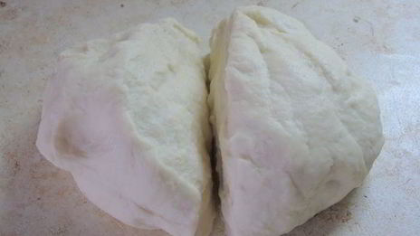 хлеб с чаем матча и грецким орехом