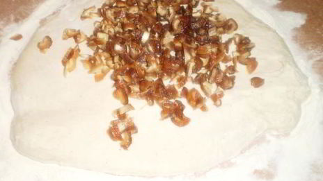 хлеб с финиками