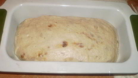 хлеб с финиками