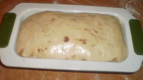 хлеб с финиками