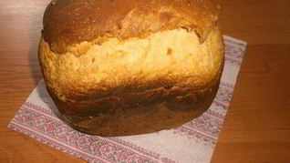 Хлеб с сыром и сырокопченой колбасой