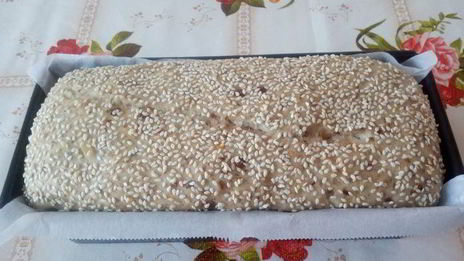 постный хлеб с чечевицей и жареным луком