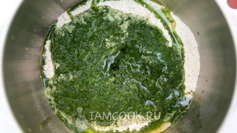 шпинатный хлеб с цельнозерновой мукой в духовке